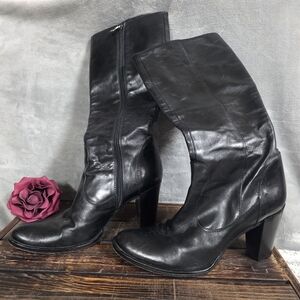 DeiMille Black High Heel Boots, Italian, Pointed Toe, Below Knee Height Size 38